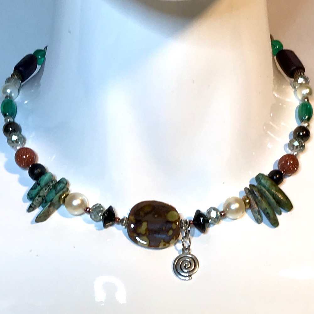 Handmade Necklace with Vintage and Modern Elements  (N02-7H)